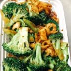Best Chicken w. Broccoli in North Dartmouth, MA